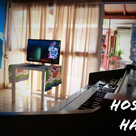 פוארטו איגואסו Hostel Haus מראה חיצוני תמונה