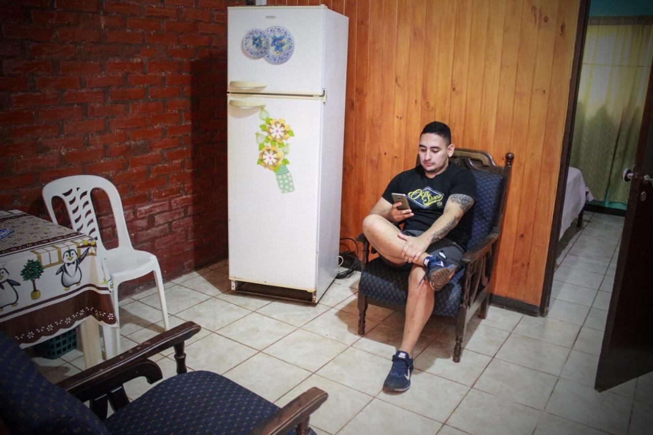 פוארטו איגואסו Hostel Haus מראה חיצוני תמונה