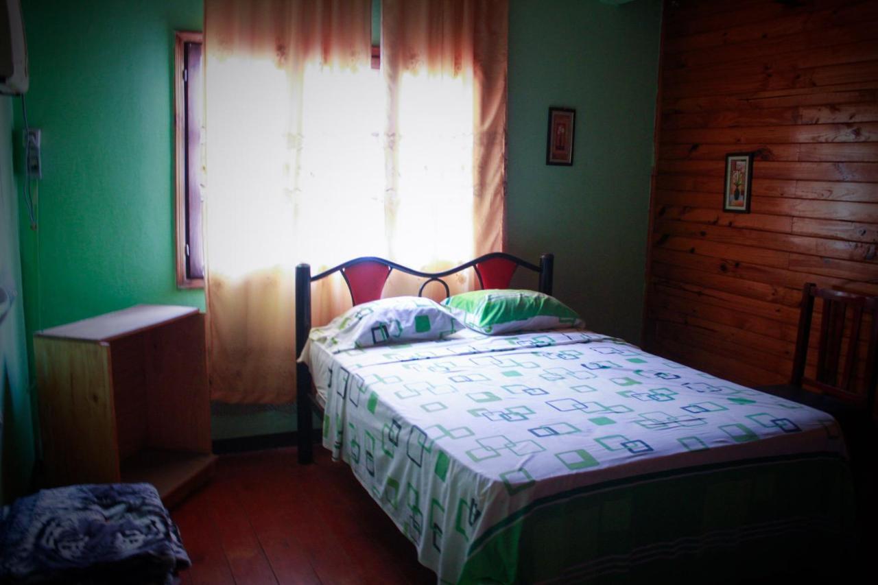 פוארטו איגואסו Hostel Haus מראה חיצוני תמונה