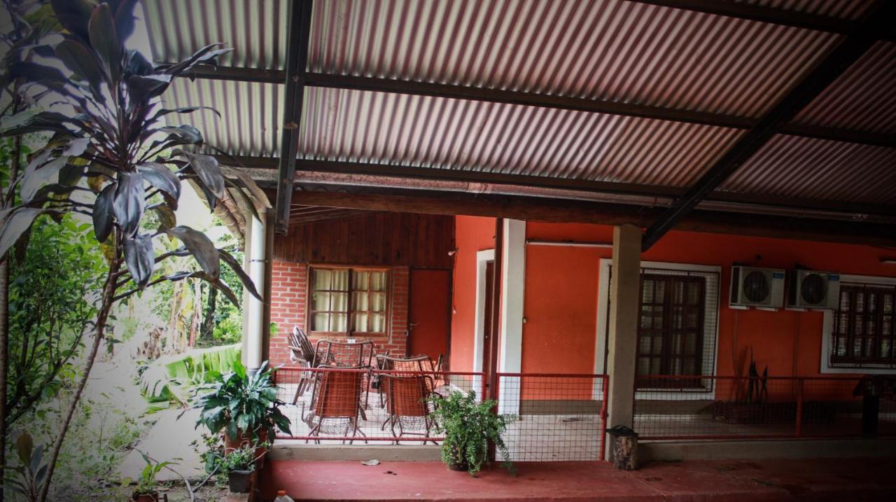 פוארטו איגואסו Hostel Haus מראה חיצוני תמונה