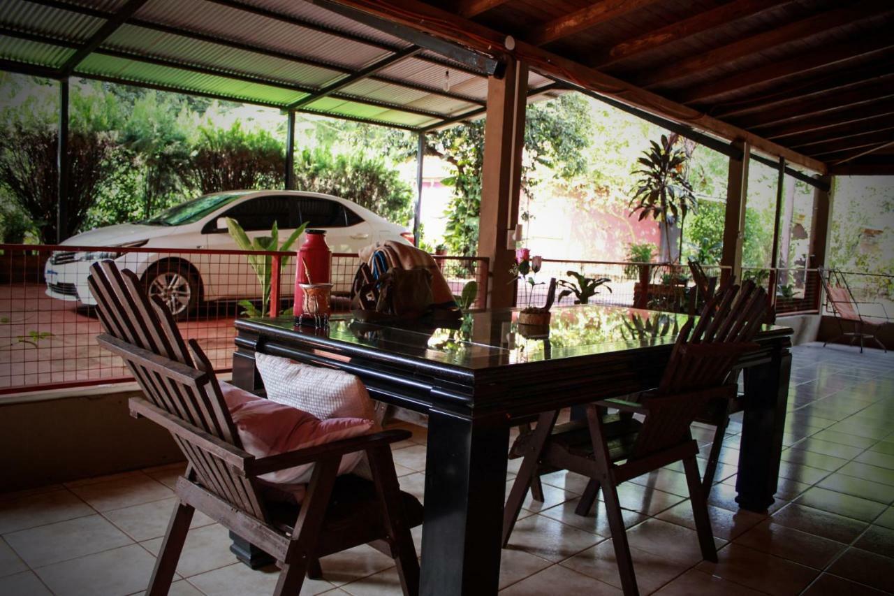 פוארטו איגואסו Hostel Haus מראה חיצוני תמונה